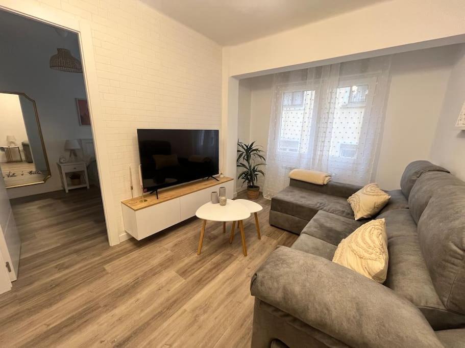 Apartmán Piso Recien Reformado En El Centro De Santander, Zona Estaciones Exteriér fotografie
